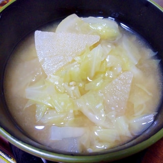 食物繊維たっぷり✿大根キャベツ味噌汁